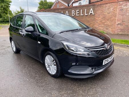 VAUXHALL ZAFIRA TOURER 1.4i Turbo Design Euro 6 5dr